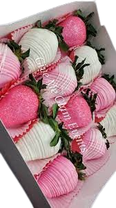 Chocolate Covered Strawberries (12)