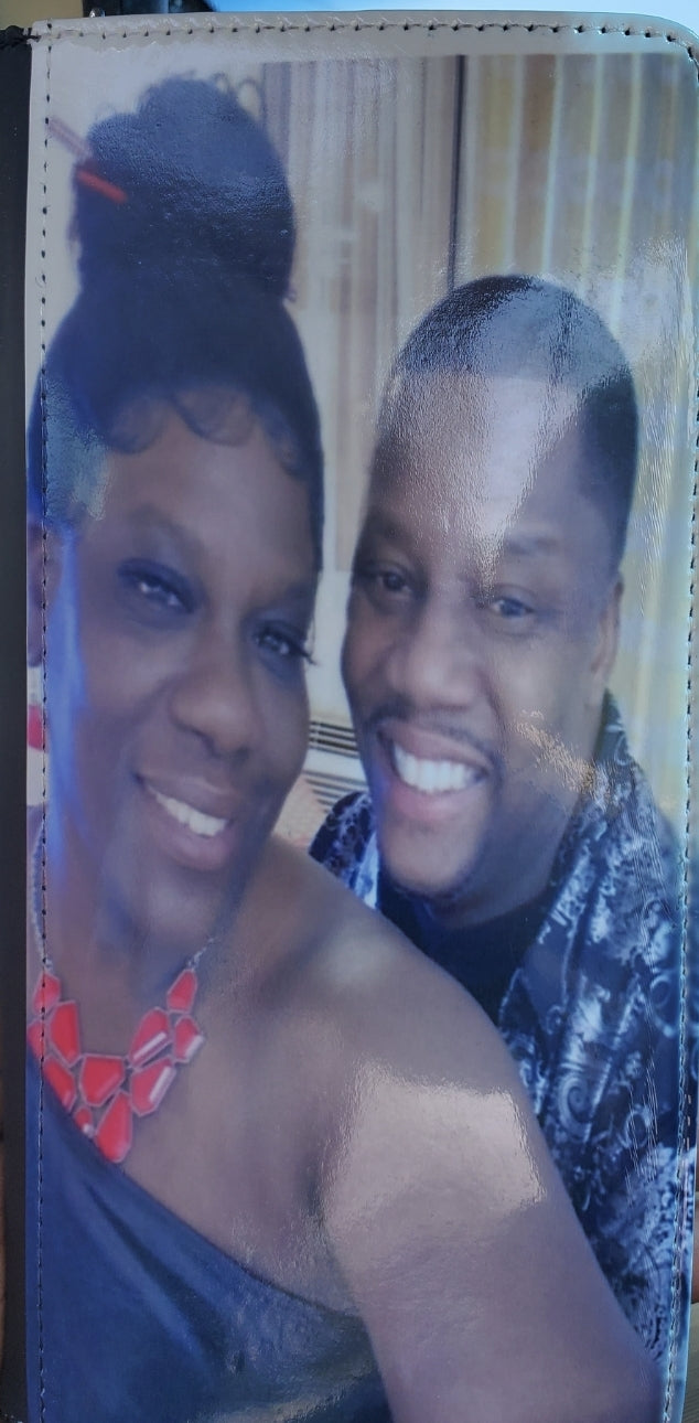 Customize Wallets ( Couples)